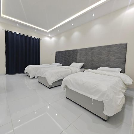 Yaqoot Al Madina Suites العوالي المظهر الخارجي الصورة