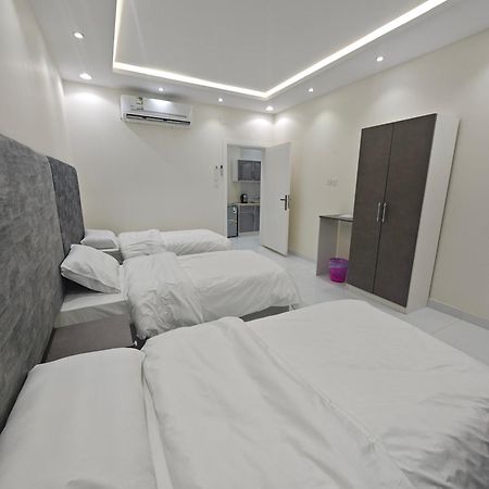 Yaqoot Al Madina Suites العوالي المظهر الخارجي الصورة