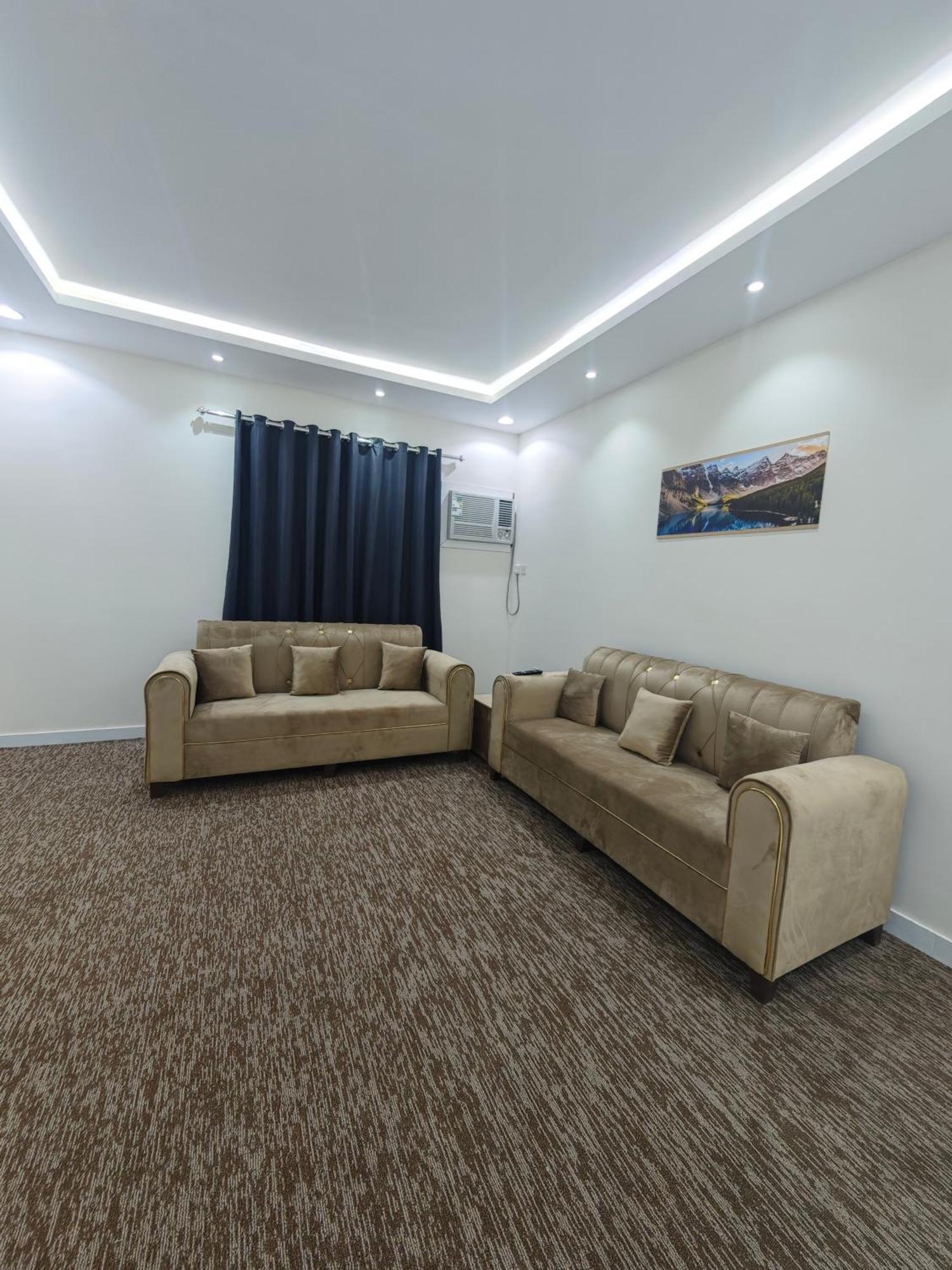 Yaqoot Al Madina Suites العوالي المظهر الخارجي الصورة