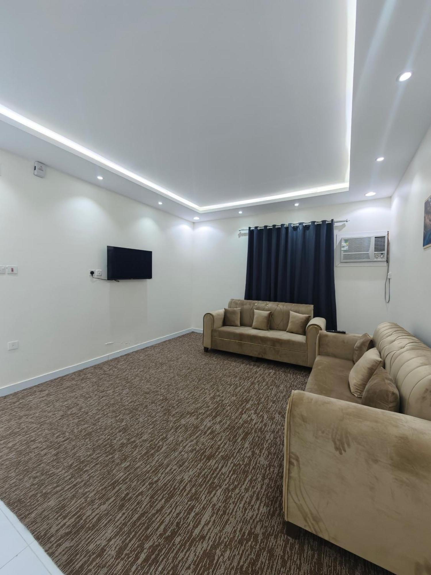 Yaqoot Al Madina Suites العوالي المظهر الخارجي الصورة